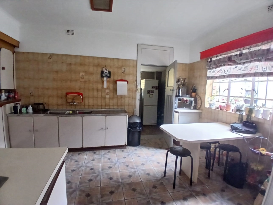 6 Bedroom Property for Sale in Lambton Gauteng