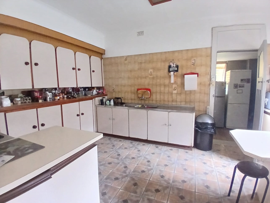 6 Bedroom Property for Sale in Lambton Gauteng