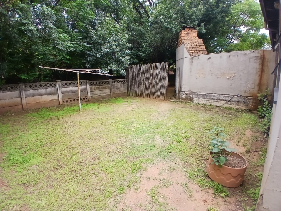 6 Bedroom Property for Sale in Lambton Gauteng