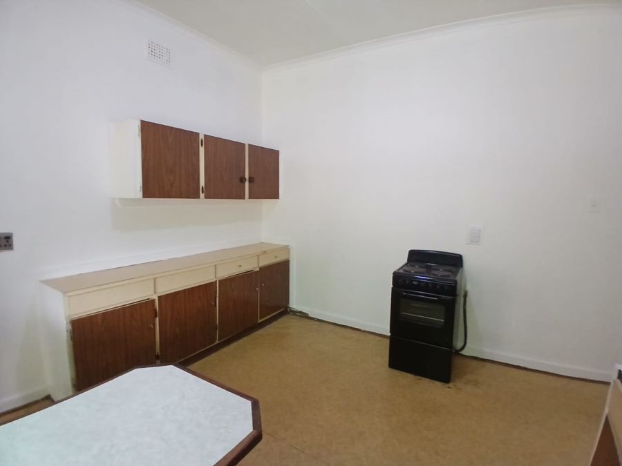 6 Bedroom Property for Sale in Lambton Gauteng