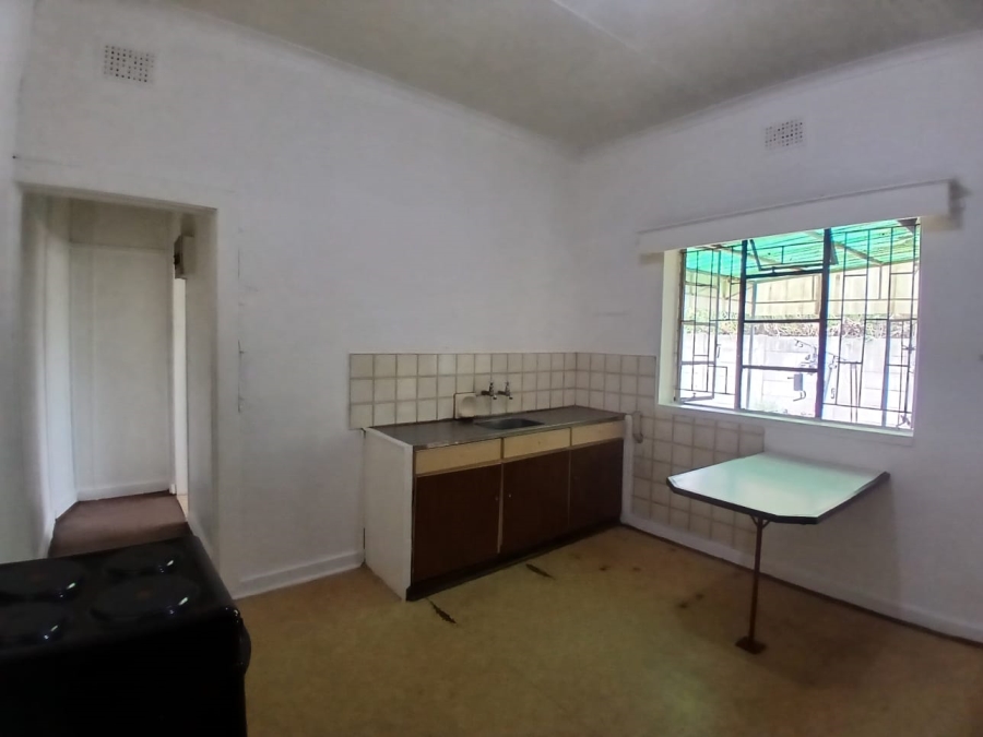 6 Bedroom Property for Sale in Lambton Gauteng