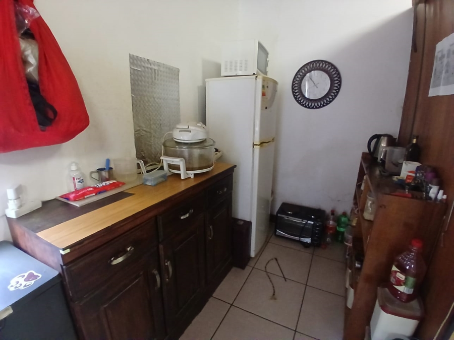 6 Bedroom Property for Sale in Lambton Gauteng