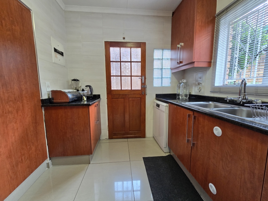 3 Bedroom Property for Sale in Bassonia Gauteng