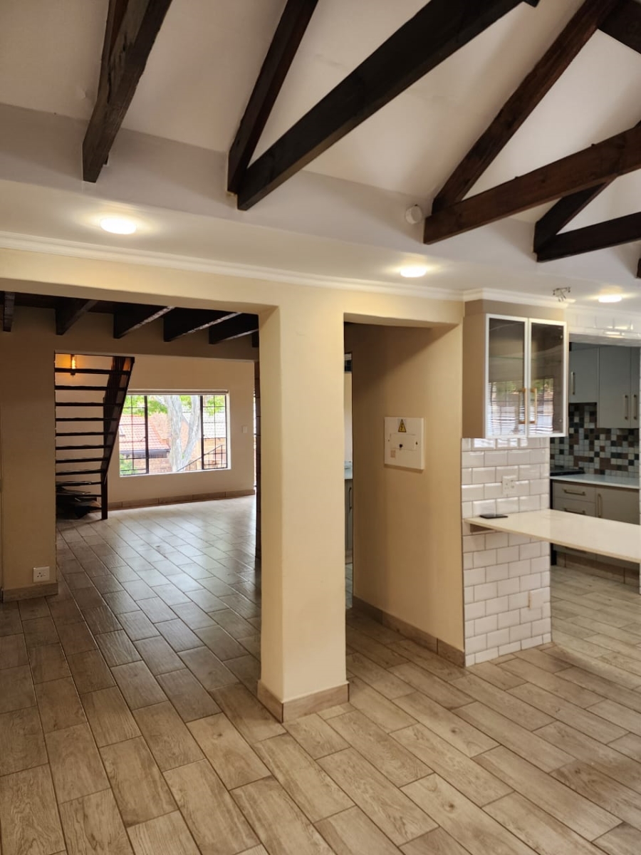 2 Bedroom Property for Sale in Wapadrand Gauteng