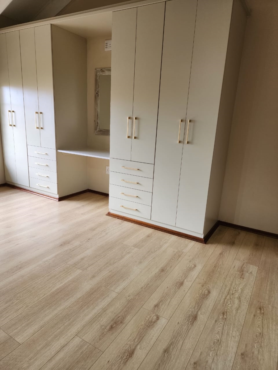 2 Bedroom Property for Sale in Wapadrand Gauteng