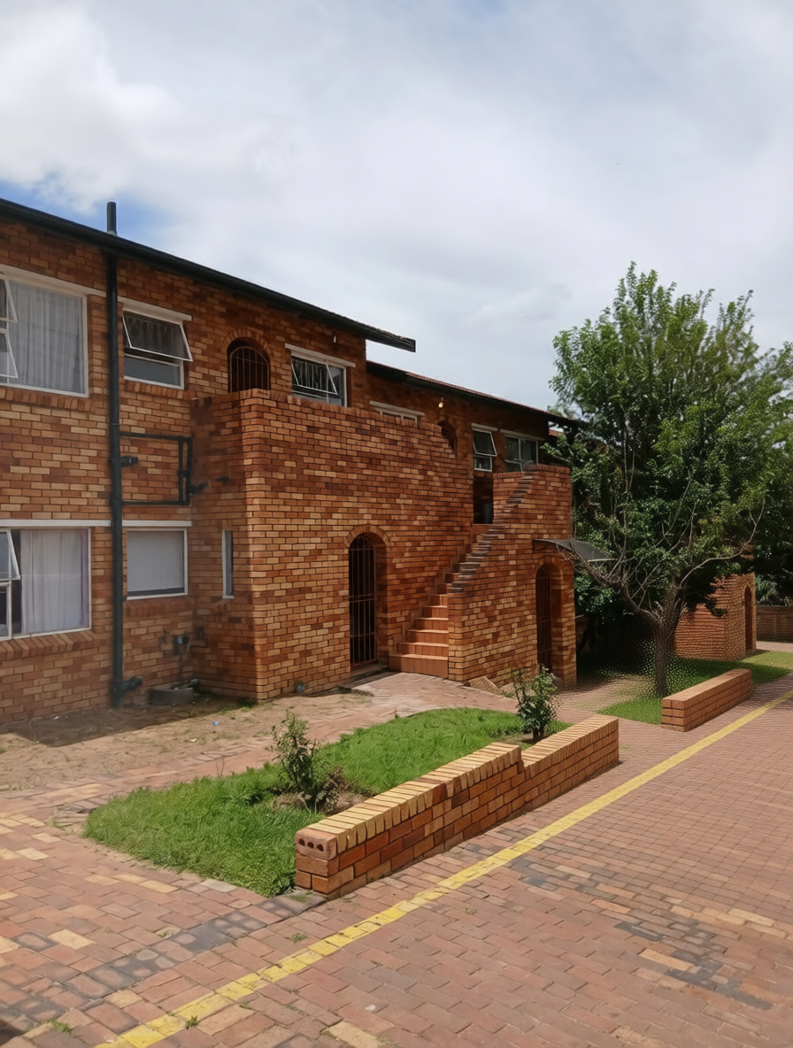2 Bedroom Property for Sale in Buccleuch Gauteng