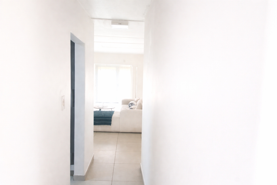 2 Bedroom Property for Sale in Buccleuch Gauteng