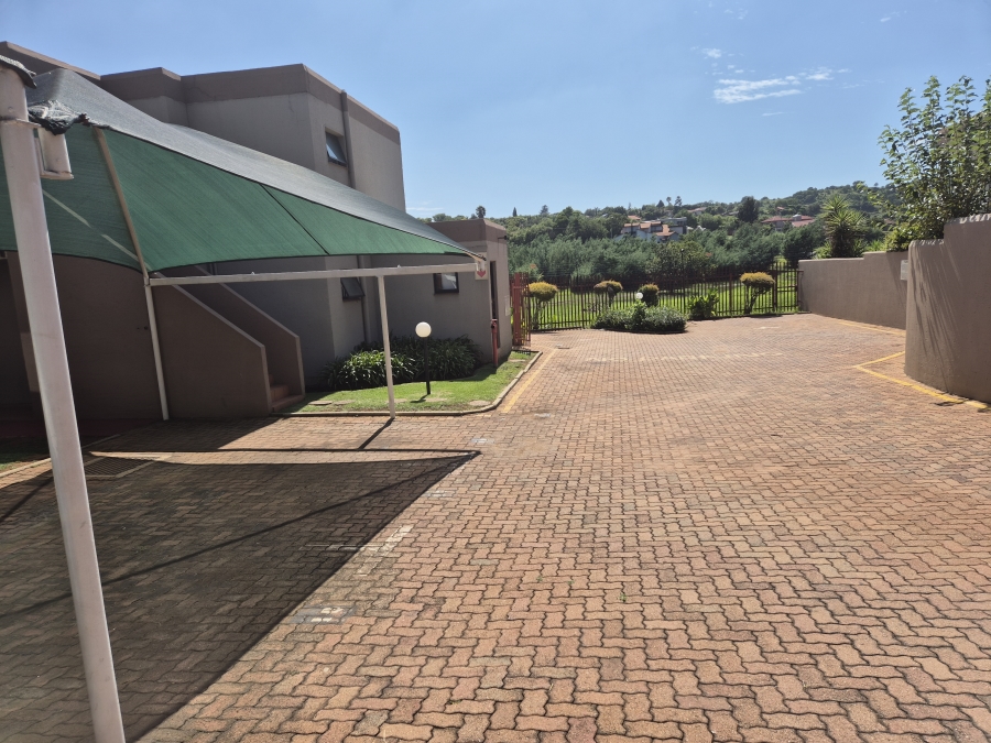 2 Bedroom Property for Sale in Glenvista Gauteng