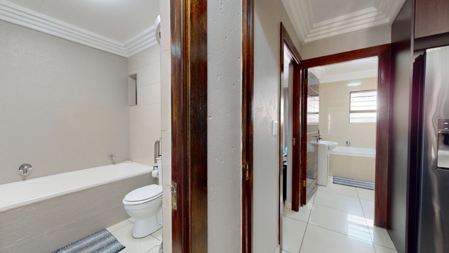 2 Bedroom Property for Sale in Ravenswood Gauteng