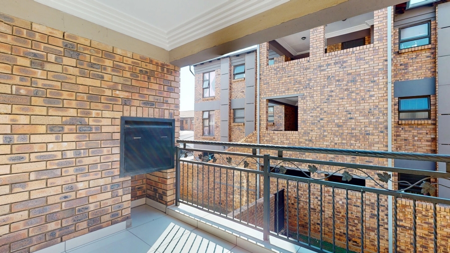 2 Bedroom Property for Sale in Ravenswood Gauteng