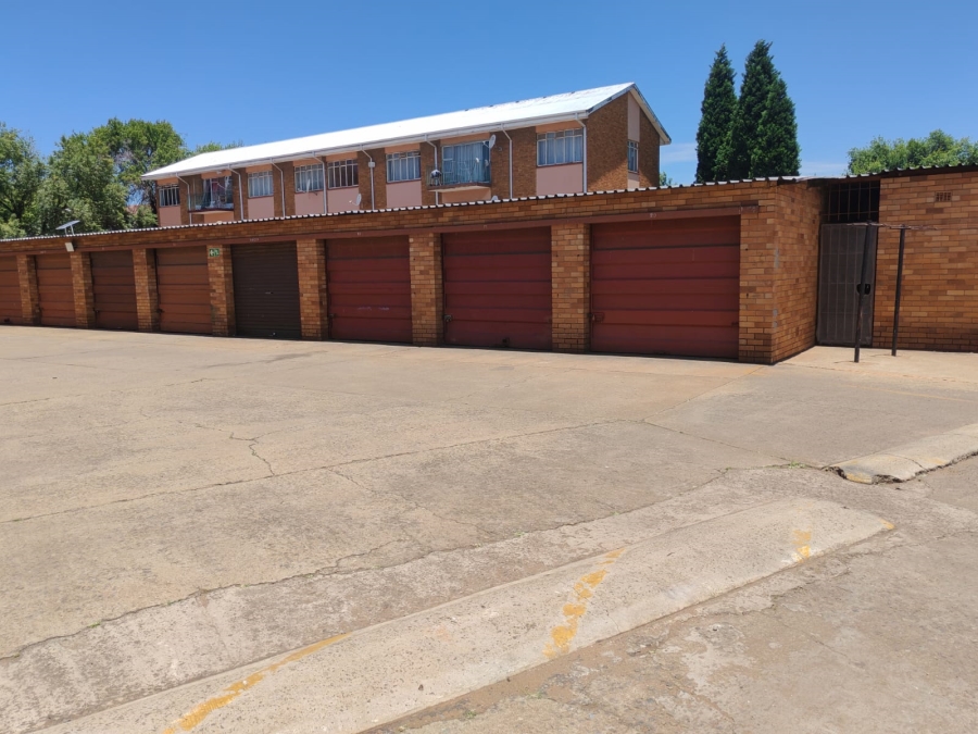 2 Bedroom Property for Sale in Vanderbijlpark CW 1 Gauteng