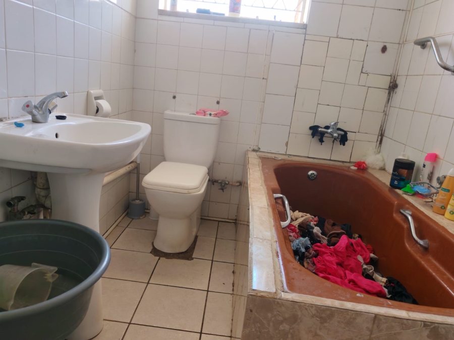 2 Bedroom Property for Sale in Vanderbijlpark CW 1 Gauteng
