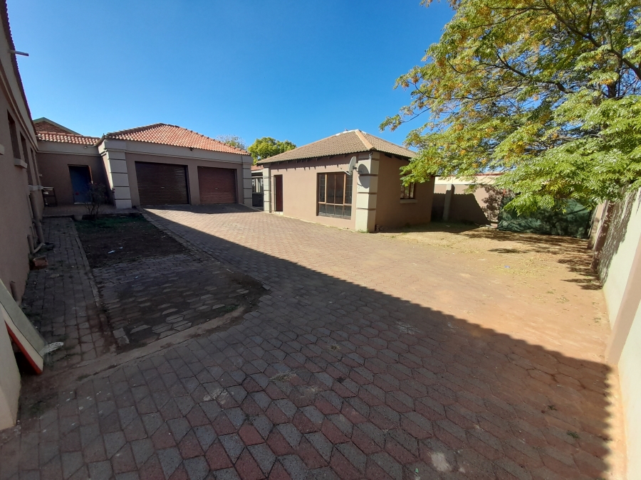 To Let 3 Bedroom Property for Rent in Vanderbijlpark SE Gauteng