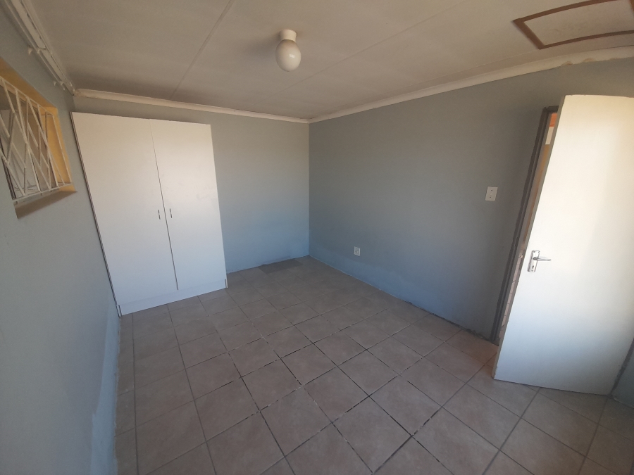 To Let 2 Bedroom Property for Rent in Bedworth Park Gauteng