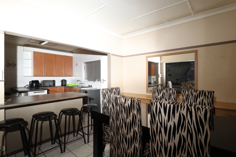 4 Bedroom Property for Sale in Raceview Gauteng