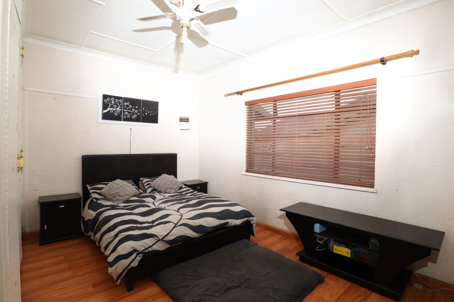 4 Bedroom Property for Sale in Raceview Gauteng