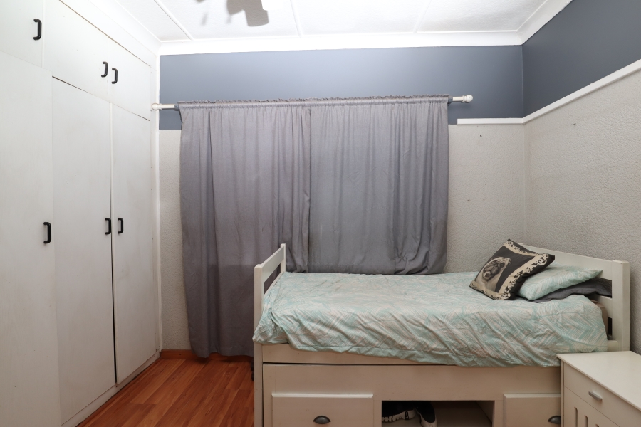 4 Bedroom Property for Sale in Raceview Gauteng