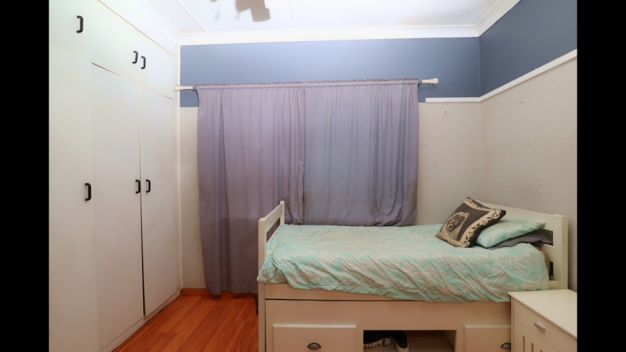 4 Bedroom Property for Sale in Raceview Gauteng