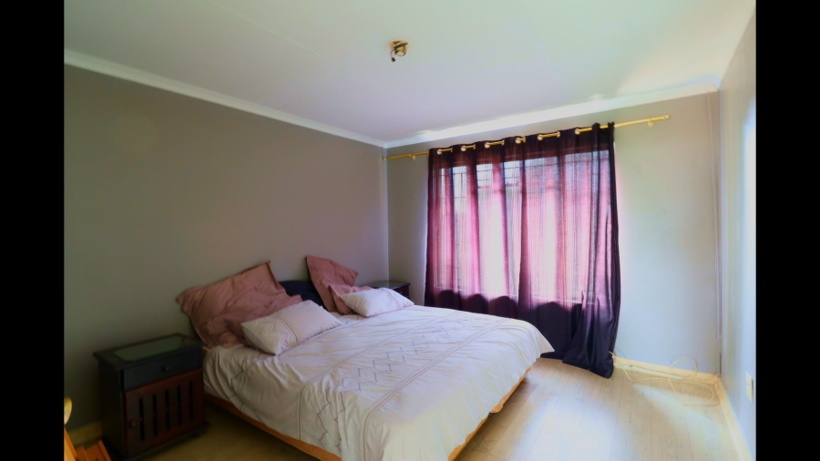 4 Bedroom Property for Sale in Raceview Gauteng