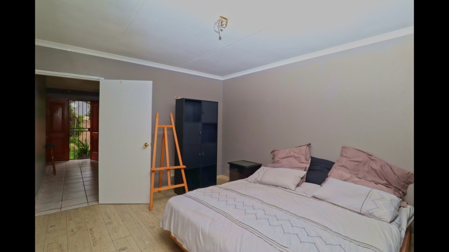 4 Bedroom Property for Sale in Raceview Gauteng