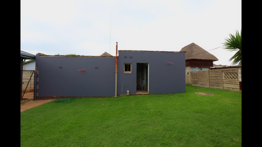 4 Bedroom Property for Sale in Raceview Gauteng