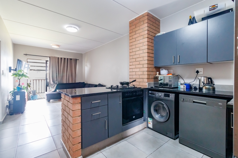 2 Bedroom Property for Sale in Vorna Valley Gauteng