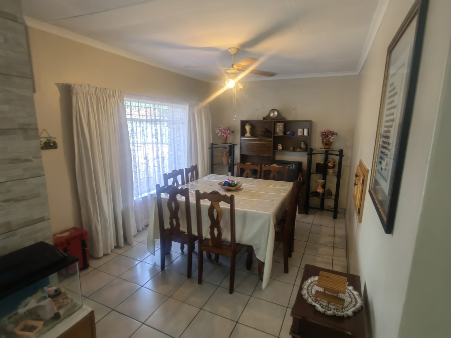 3 Bedroom Property for Sale in Rensburg Gauteng