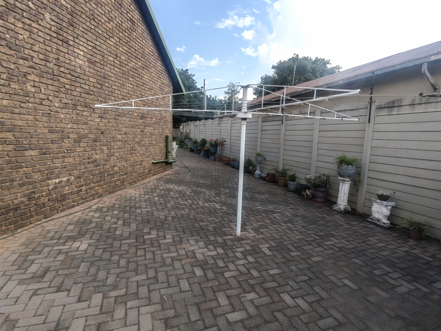 3 Bedroom Property for Sale in Rensburg Gauteng