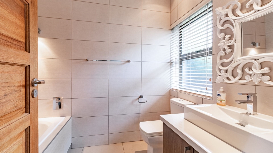 3 Bedroom Property for Sale in Emerald Estate Gauteng