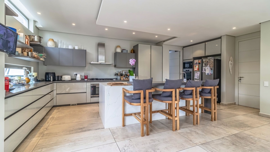 4 Bedroom Property for Sale in Bedfordview Gauteng