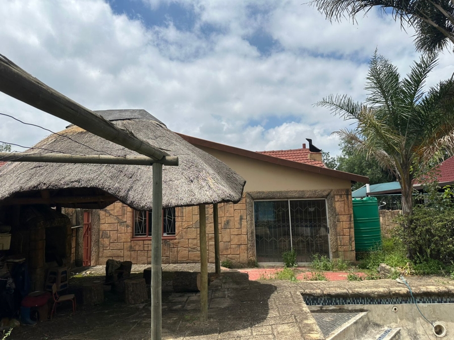 To Let 3 Bedroom Property for Rent in General Albertspark Gauteng