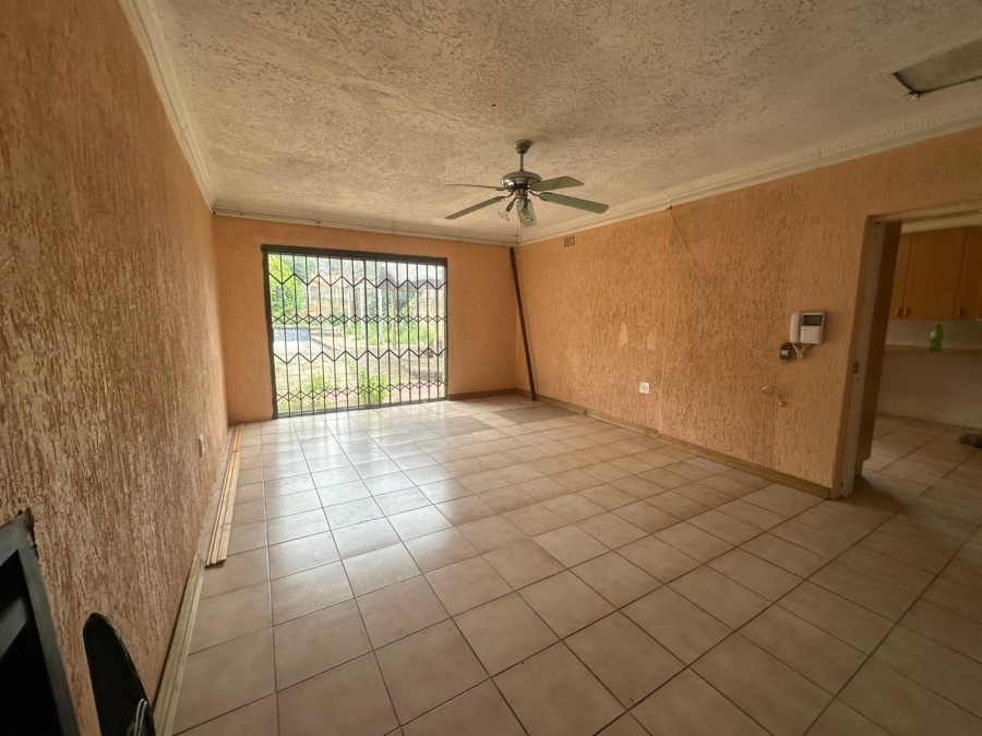 To Let 3 Bedroom Property for Rent in General Albertspark Gauteng