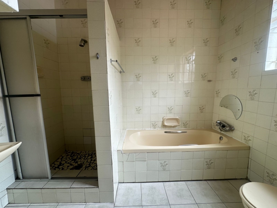 To Let 3 Bedroom Property for Rent in General Albertspark Gauteng