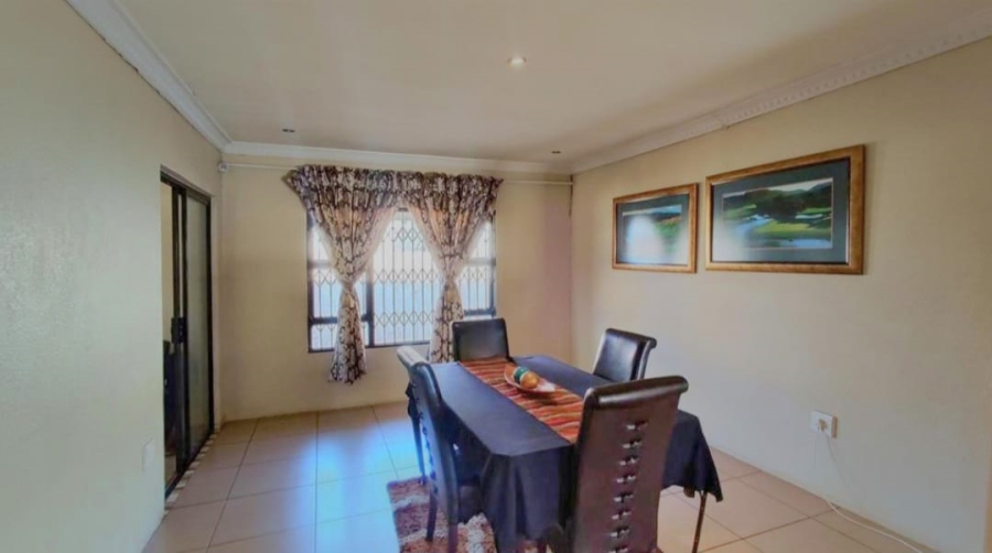 3 Bedroom Property for Sale in Dawn Park Gauteng