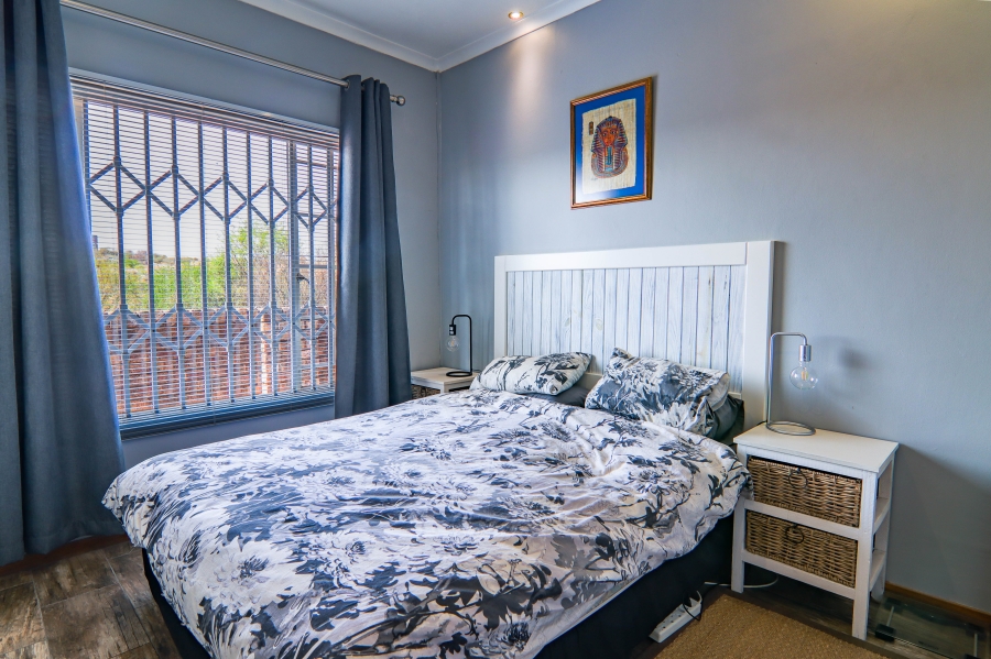 1 Bedroom Property for Sale in Highveld Gauteng