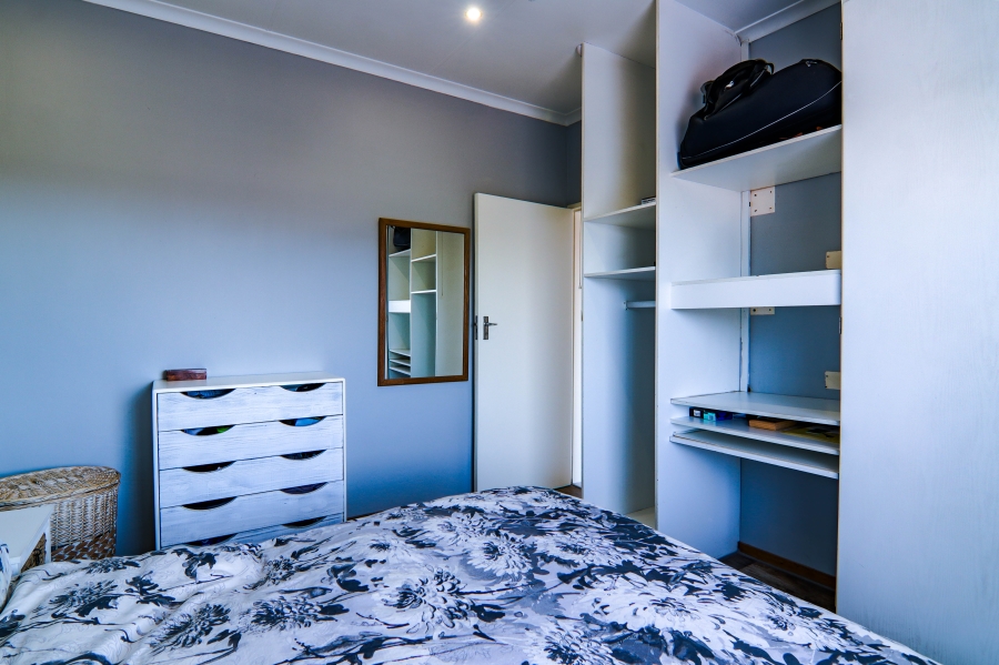 1 Bedroom Property for Sale in Highveld Gauteng