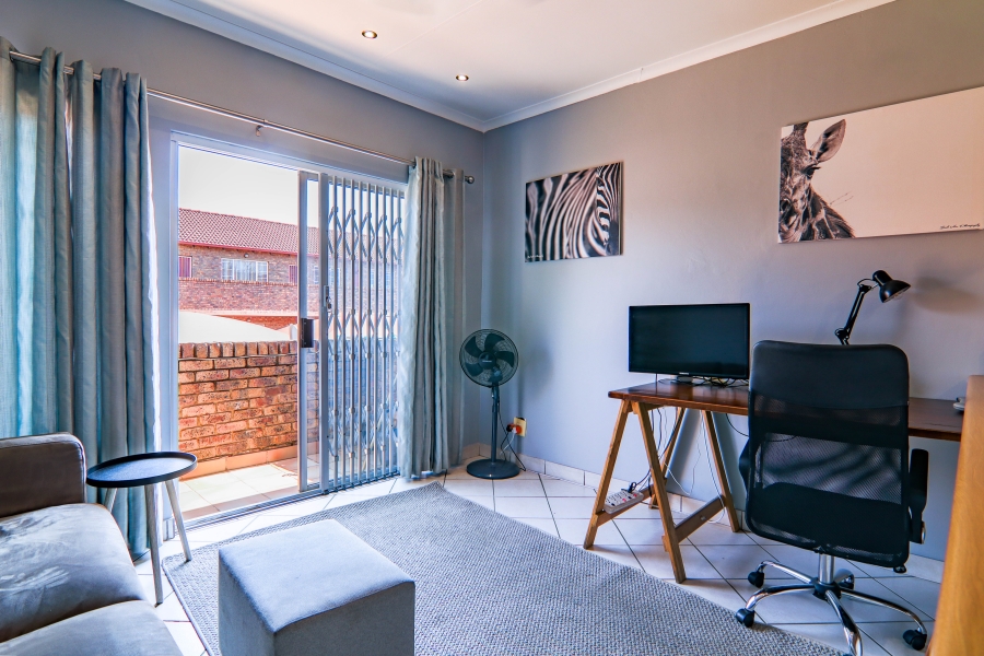 1 Bedroom Property for Sale in Highveld Gauteng