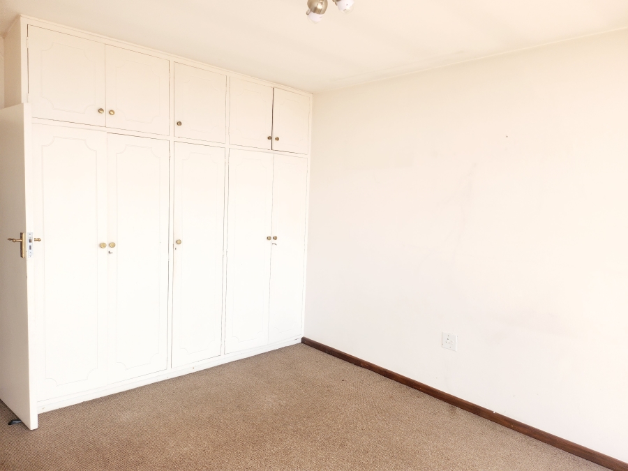 2 Bedroom Property for Sale in Three Rivers Gauteng