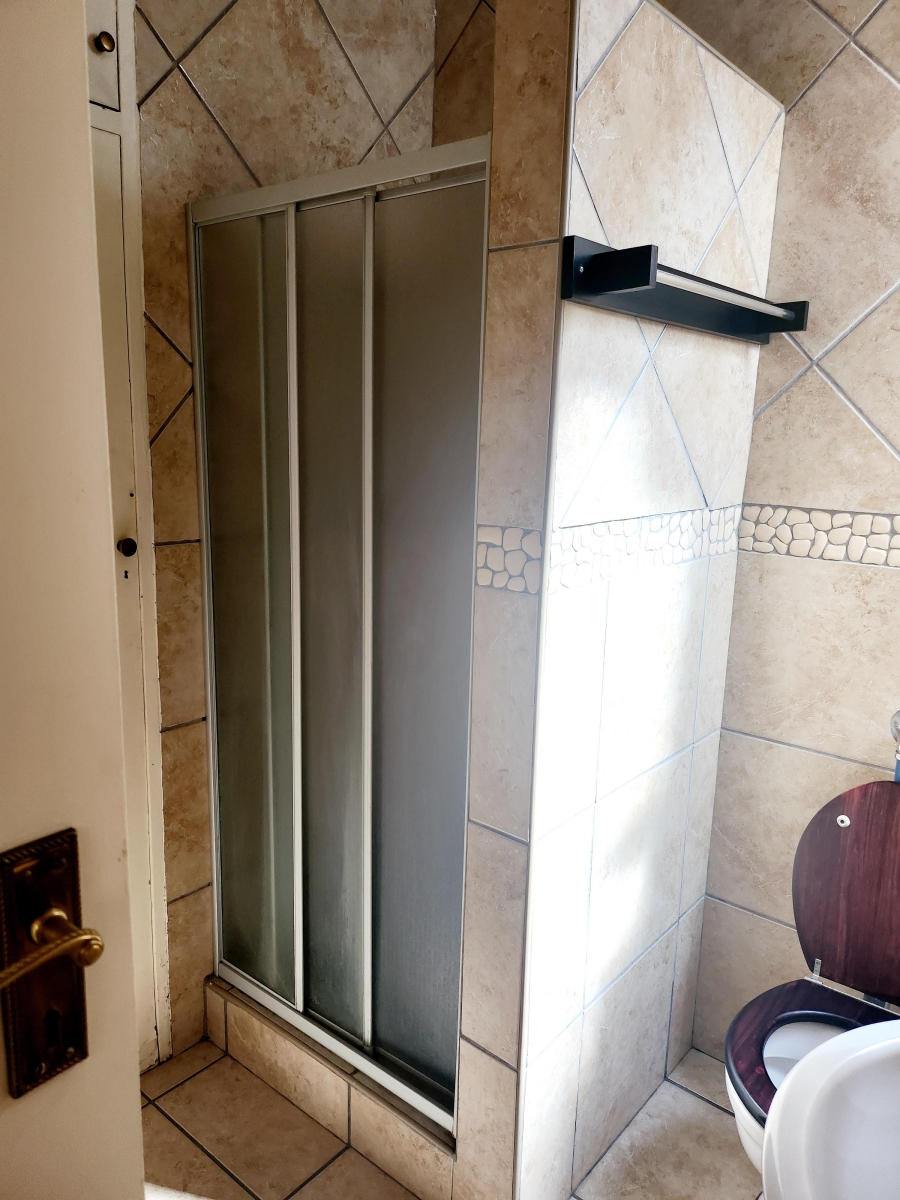 2 Bedroom Property for Sale in Three Rivers Gauteng