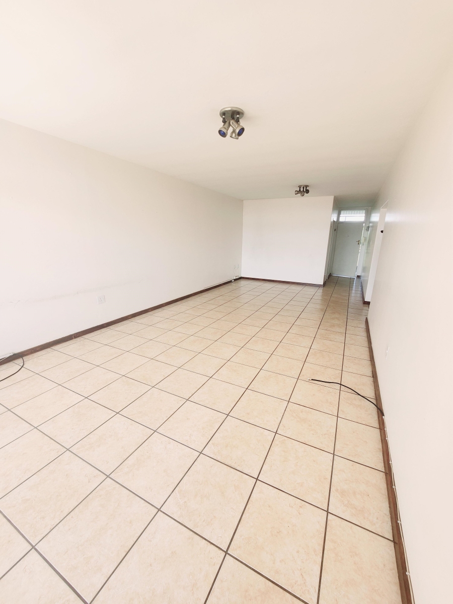 2 Bedroom Property for Sale in Three Rivers Gauteng