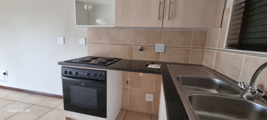 1 Bedroom Property for Sale in Hillcrest Gauteng