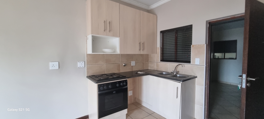 1 Bedroom Property for Sale in Hillcrest Gauteng