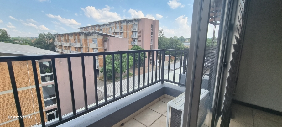 1 Bedroom Property for Sale in Hillcrest Gauteng