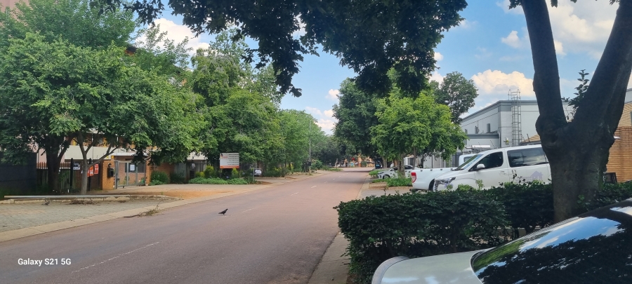 1 Bedroom Property for Sale in Hillcrest Gauteng