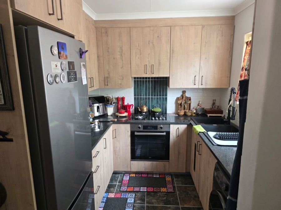 3 Bedroom Property for Sale in Kilner Park Gauteng