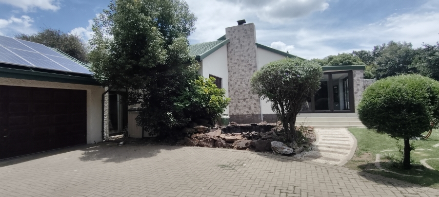 To Let 4 Bedroom Property for Rent in Eastleigh Ridge Gauteng
