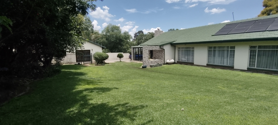 To Let 4 Bedroom Property for Rent in Eastleigh Ridge Gauteng