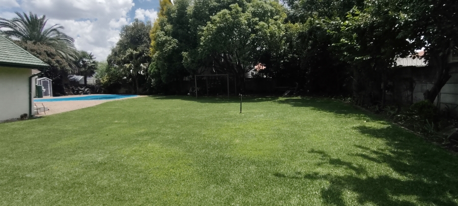 To Let 4 Bedroom Property for Rent in Eastleigh Ridge Gauteng