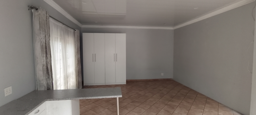 To Let 4 Bedroom Property for Rent in Eastleigh Ridge Gauteng