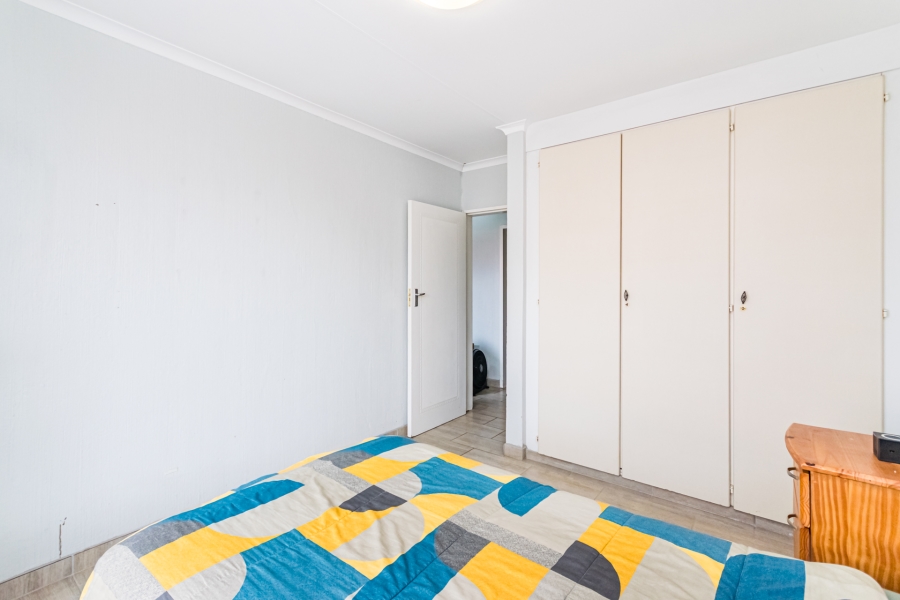 3 Bedroom Property for Sale in Die Hoewes Gauteng